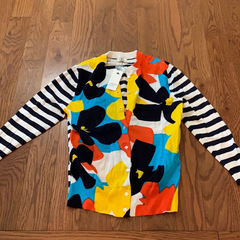 Statement cardigan with tag